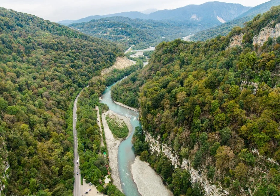Ахштырский каньон
